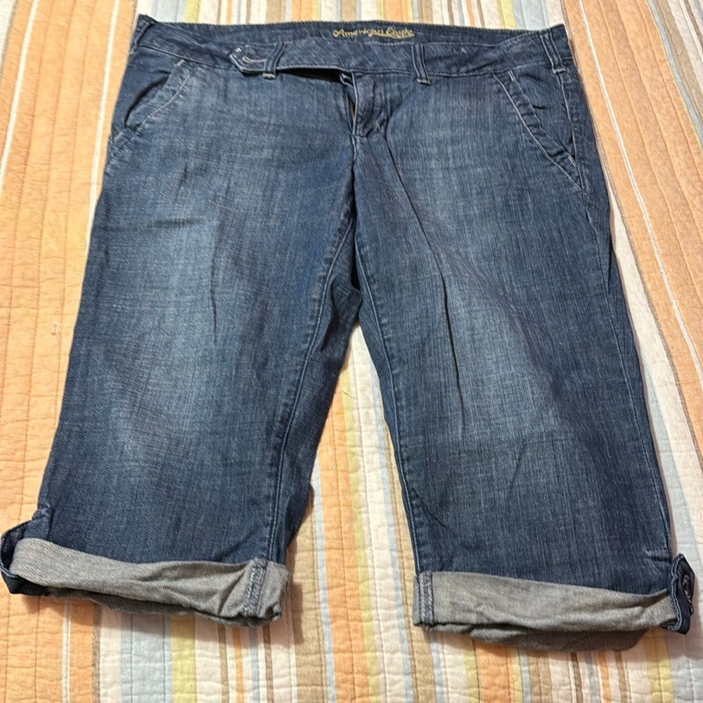 American eagle capris